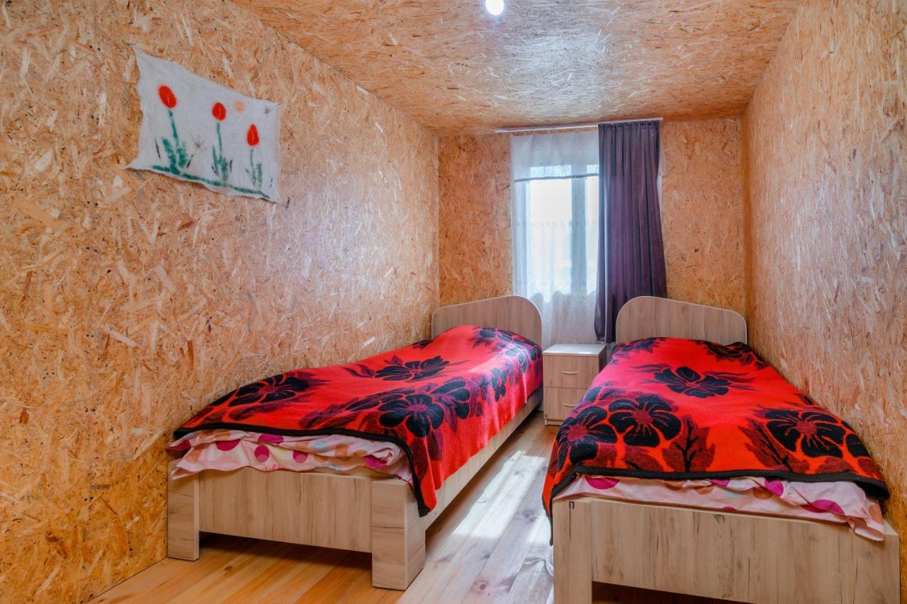 Guesthouse Elisabeth Omalo المظهر الخارجي الصورة